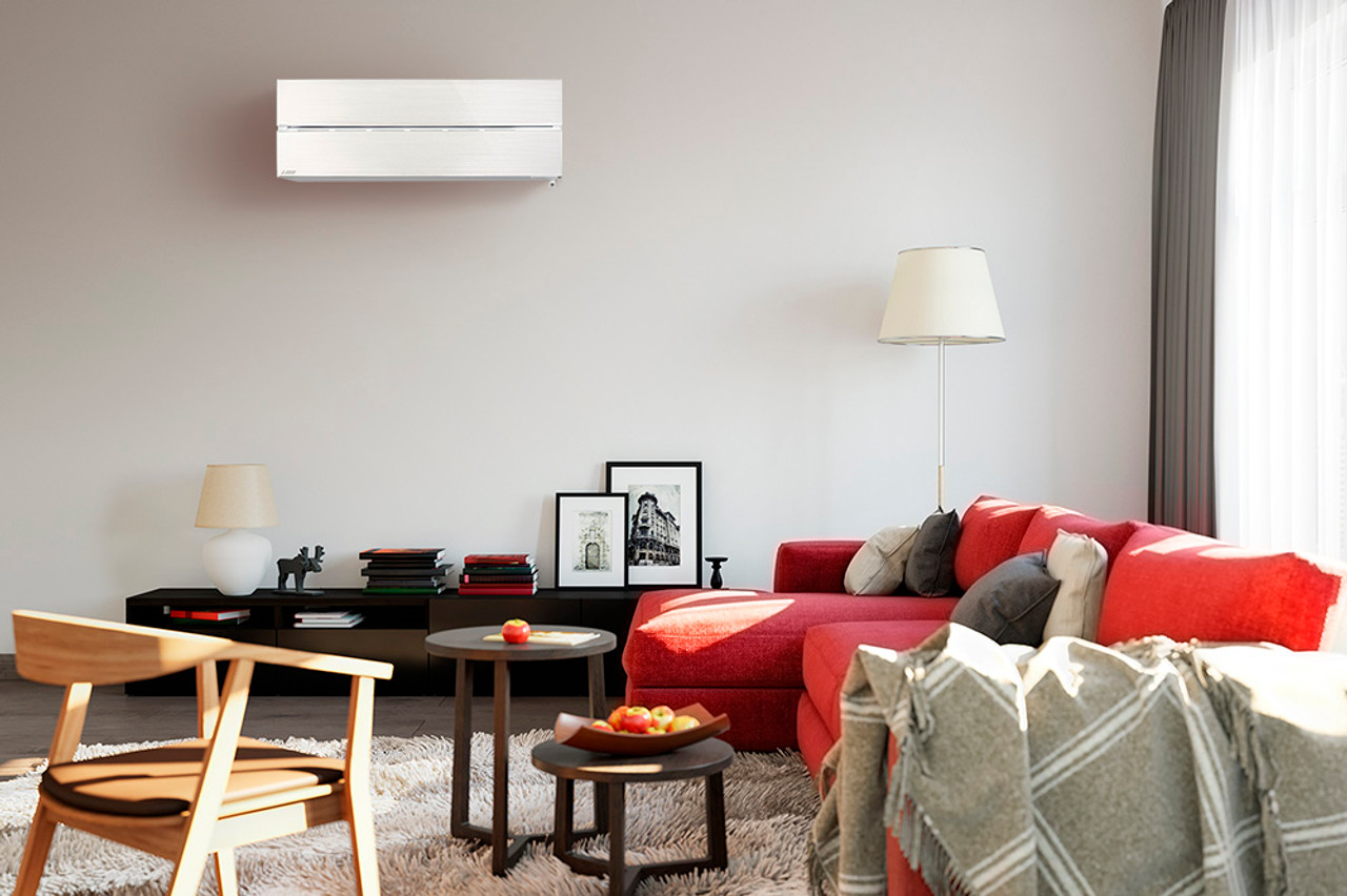 Red_Couch_Room_white_LN__12776